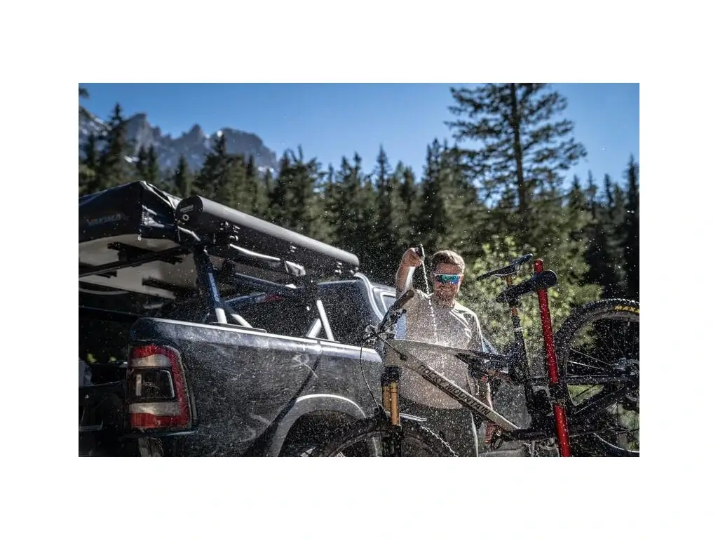 YA8004111 Yakima RoadShower LG (38L) - Obrázek 4